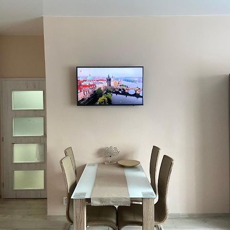 Lokal Apartment Прага Экстерьер фото