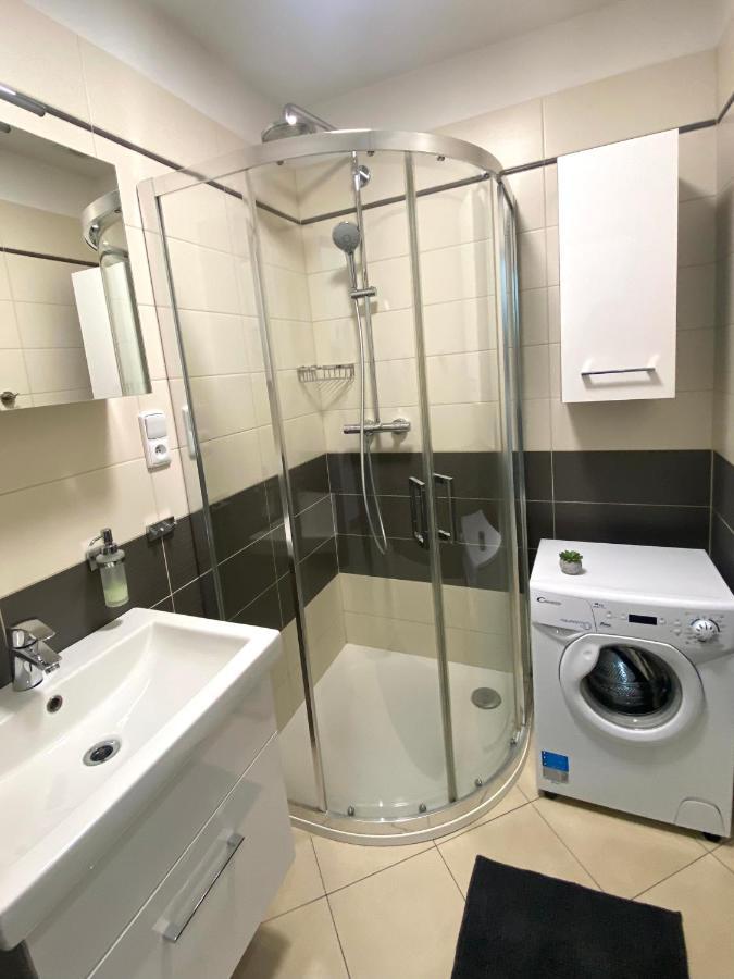 Lokal Apartment Прага Экстерьер фото